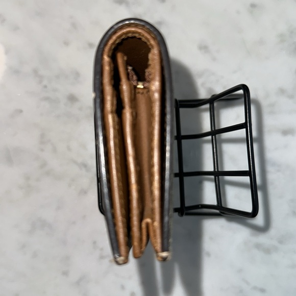 Gucci GG Supreme Butterfly Print Compact Wallet - Picture 10 of 10